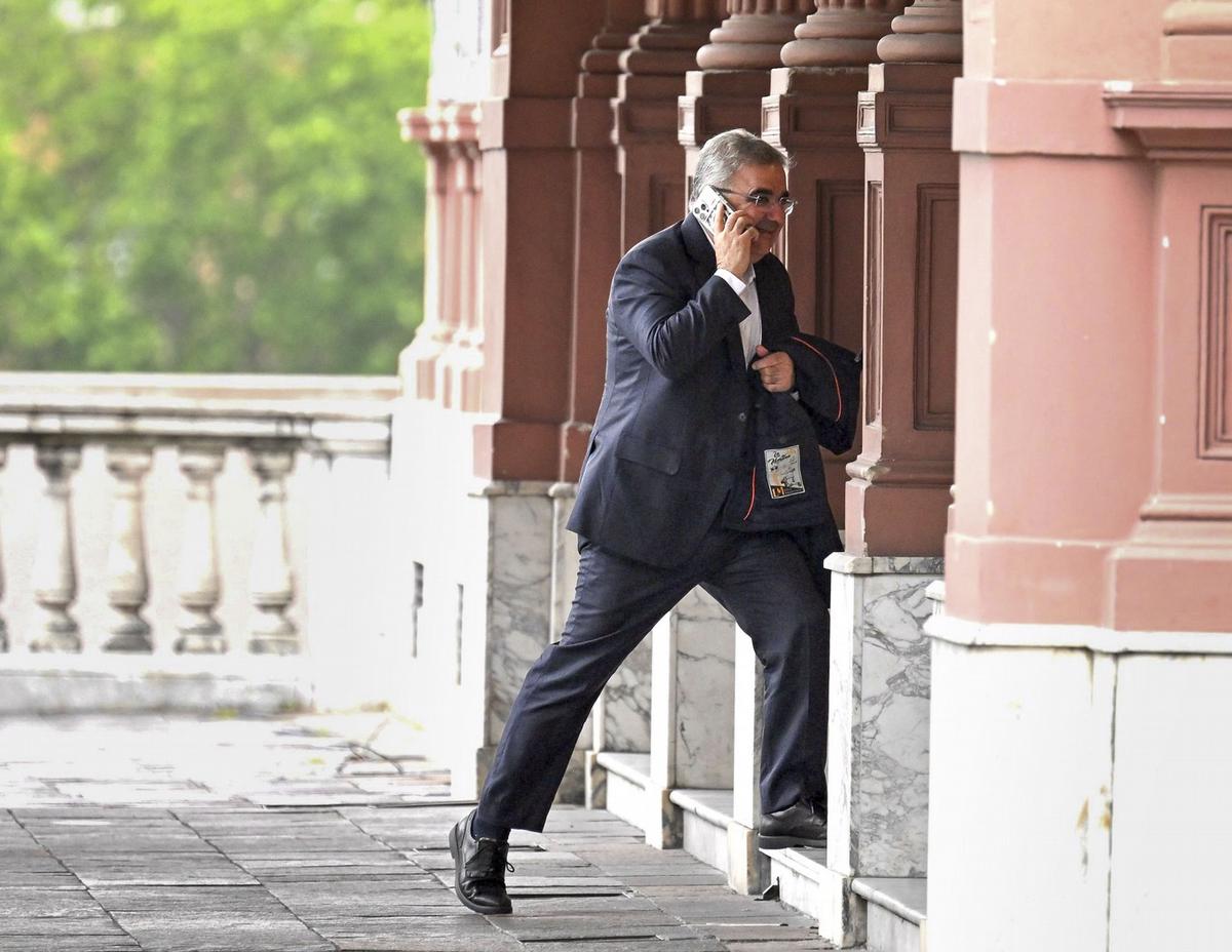 El gobernador de Catamarca, Raúl Jalil, ingresando a Casa Rosada. (Archivo/NA/Juan Foglia)