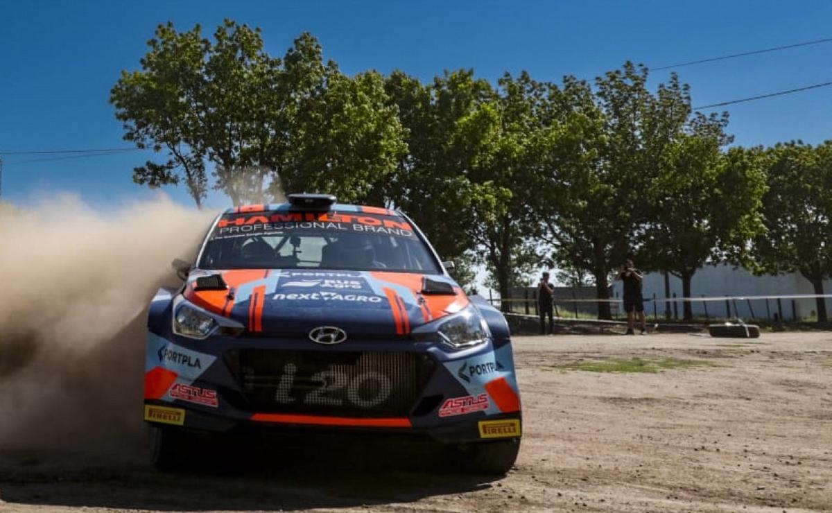 FOTO: Baldo y García con el potente Hyundai R5 se afirman en la punta