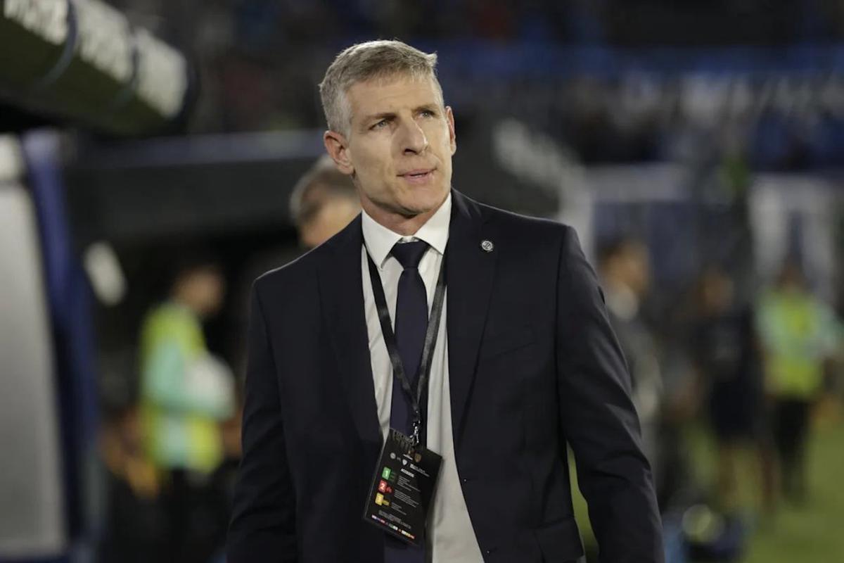 Martín Palermo, entrenador que habría bajado su incorporación a San Lorenzo.