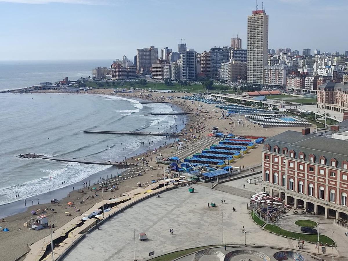 Descubre las mejores opciones económicas para visitar Mar del Plata este feriado