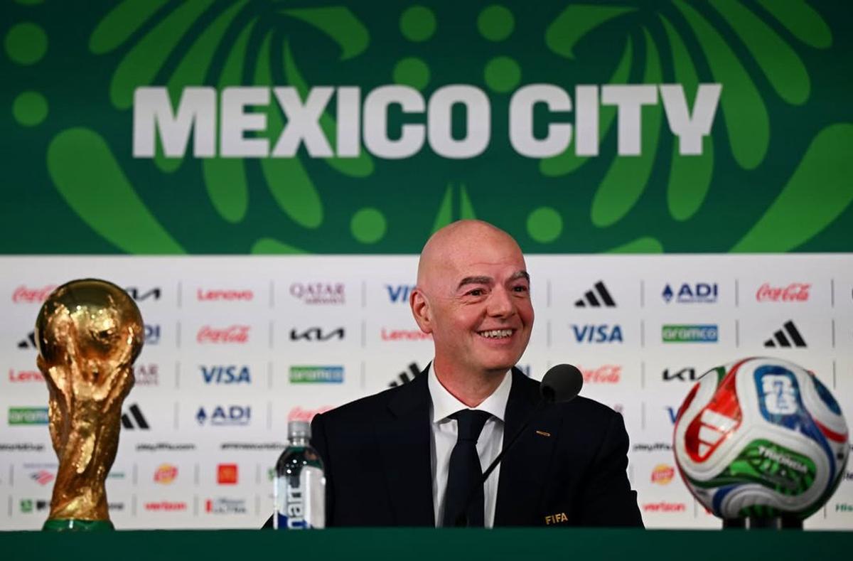 Gianni Infantino repudió la violencia en el encuentro de Independiente y Universidad de Chile.