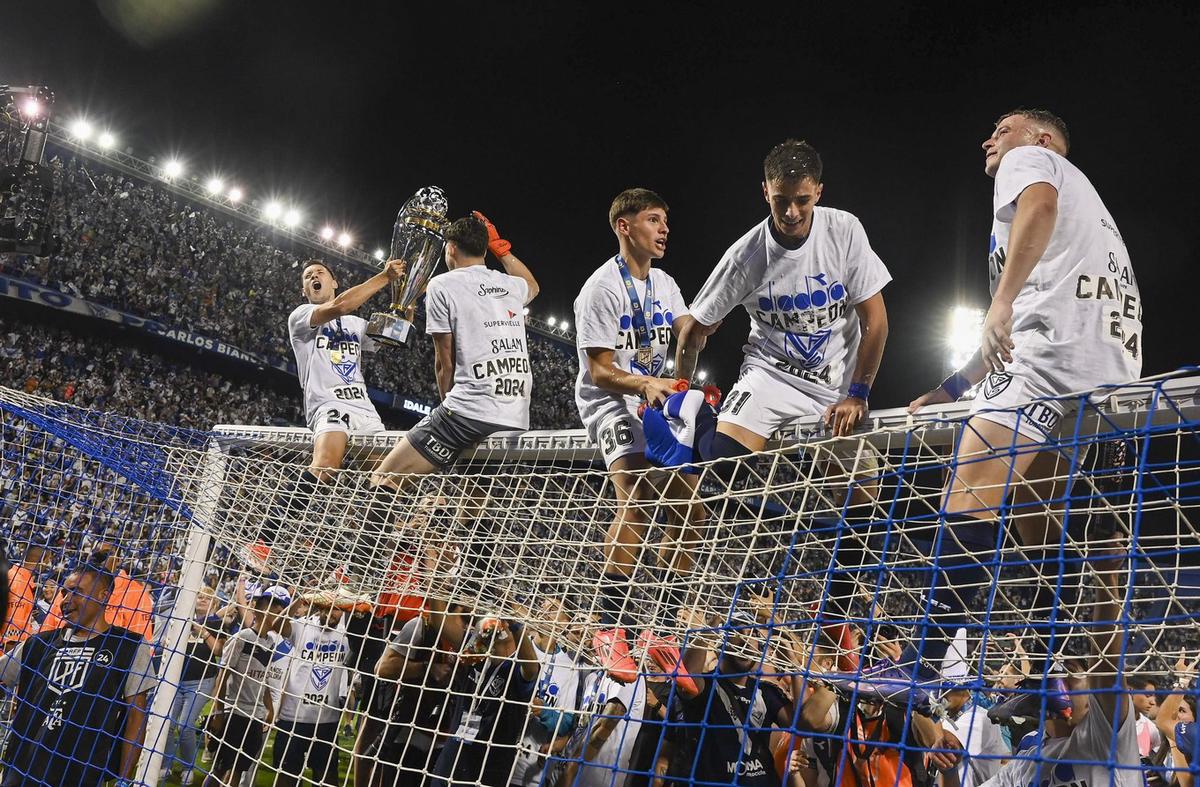 FOTO: Vélez, el campeón del fútbol argentino. 