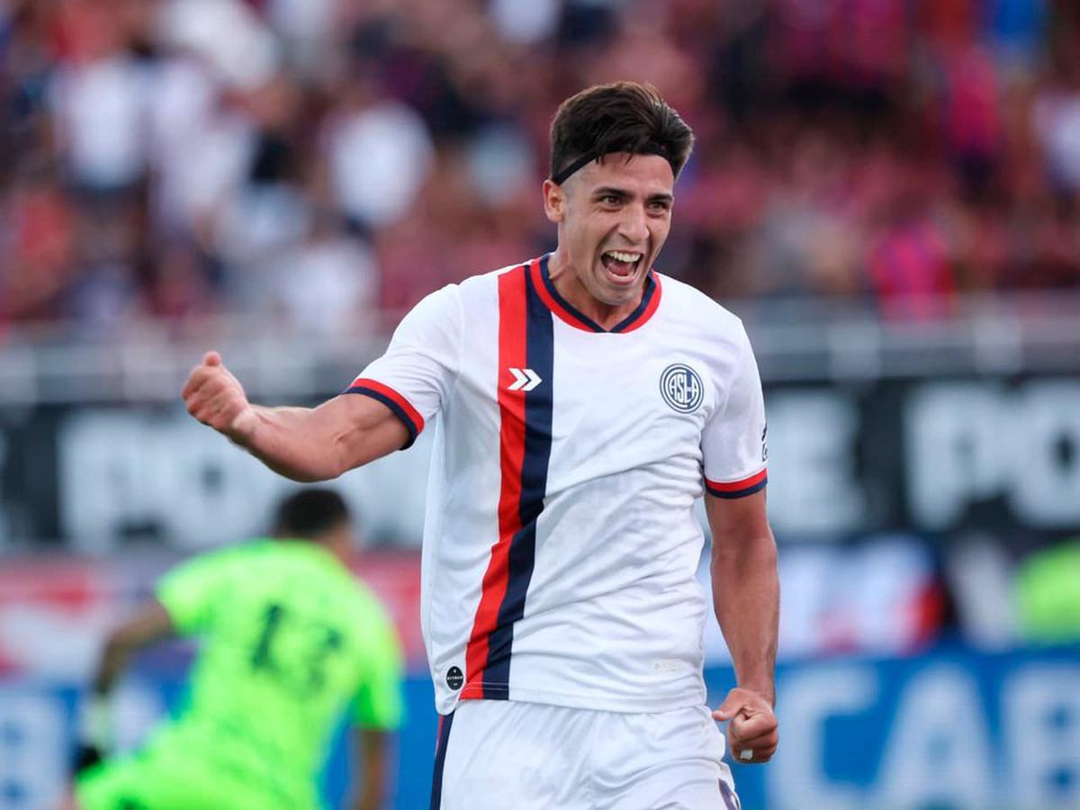 Alexis Cuello, una de las cartas goleadoras de San Lorenzo.