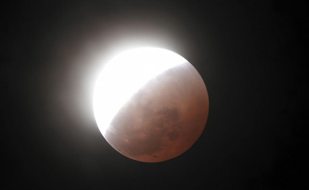 Eclipse lunar: así se vio la “Luna de Sangre” desde Funes