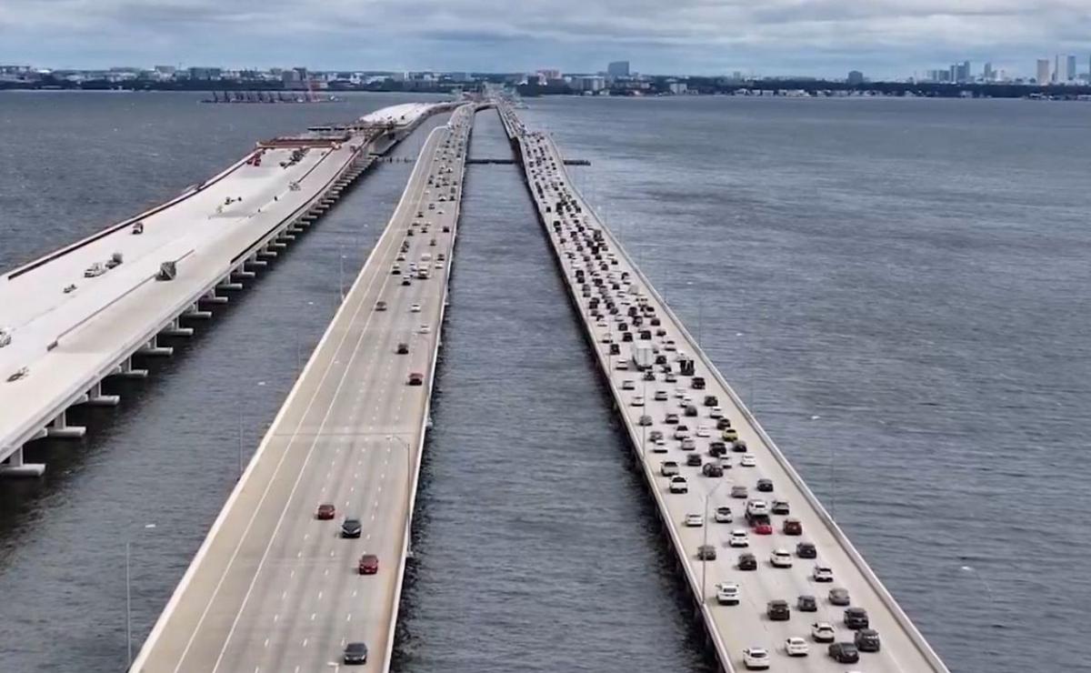 FOTO: Miles de autoevacuados en Florida por el Huracán Milton. (Foto: @bclemms)