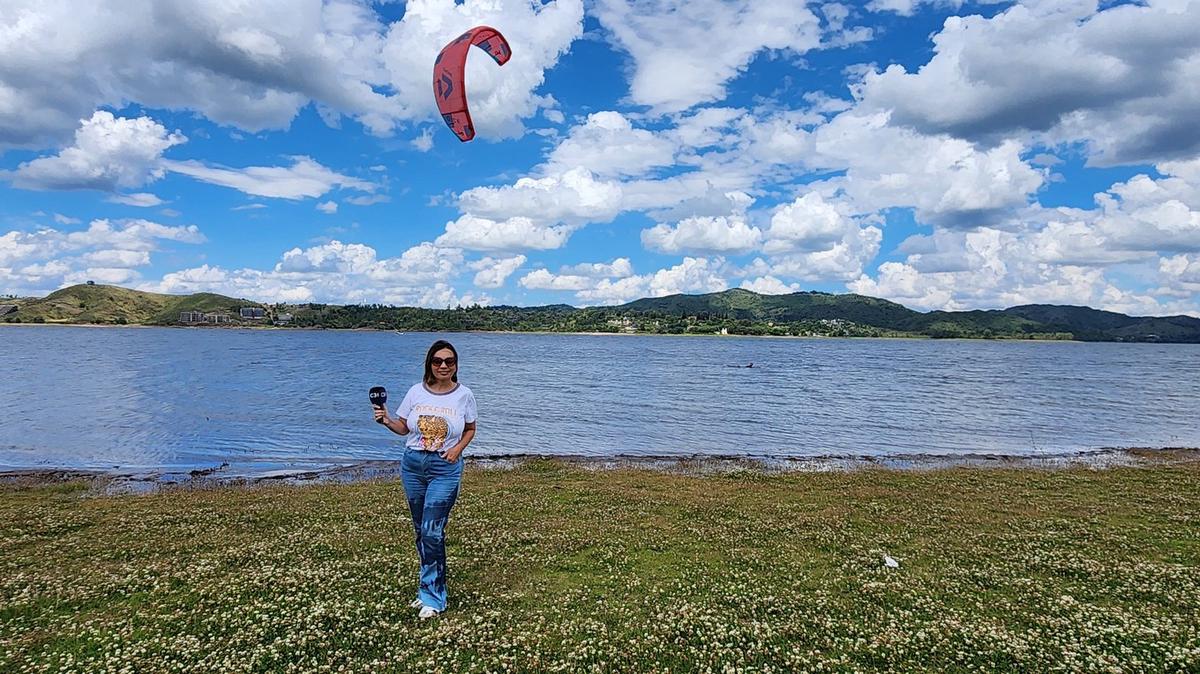 FOTO: Kitesurf en Potrero de Garay: pura adrenalina en un refugio natural en Córdoba