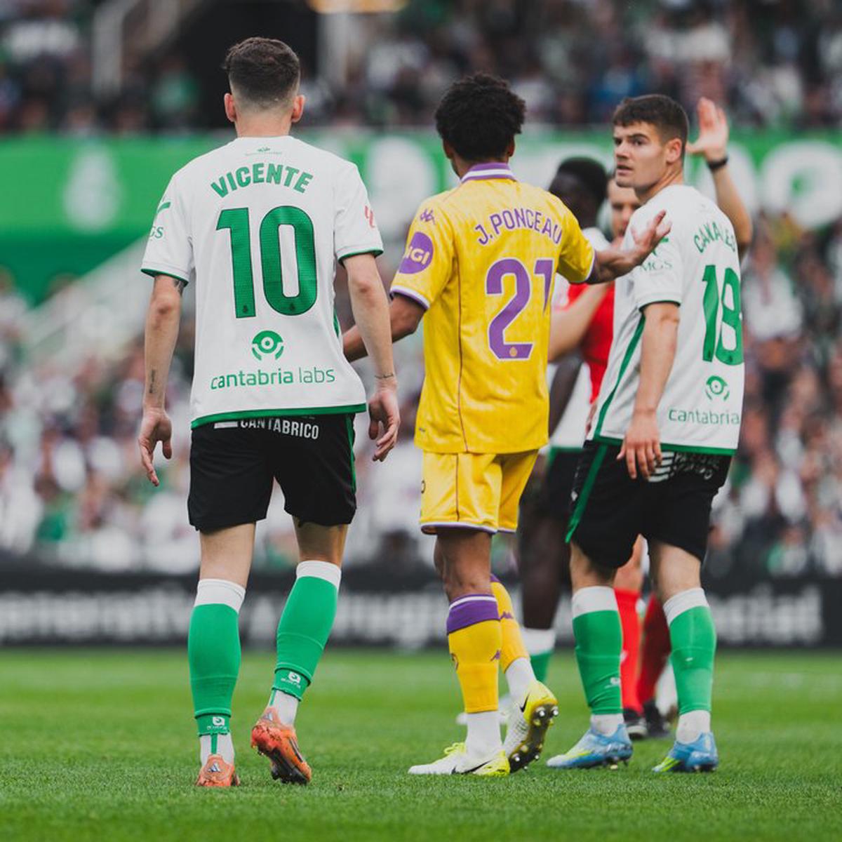 Racing de Santander volvió a LaLiga y desató una fiesta inolvidable en España.