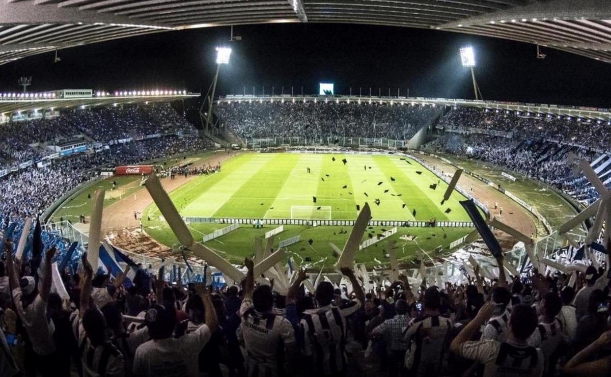 Talleres debuta ante Newell’s en el Kempes: cambios en accesos y estacionamiento.