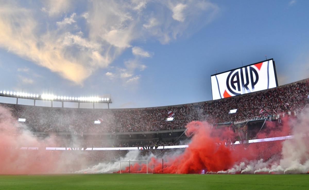 River busca ganarle a Tigre en el Monumental para liderar la Zona B.