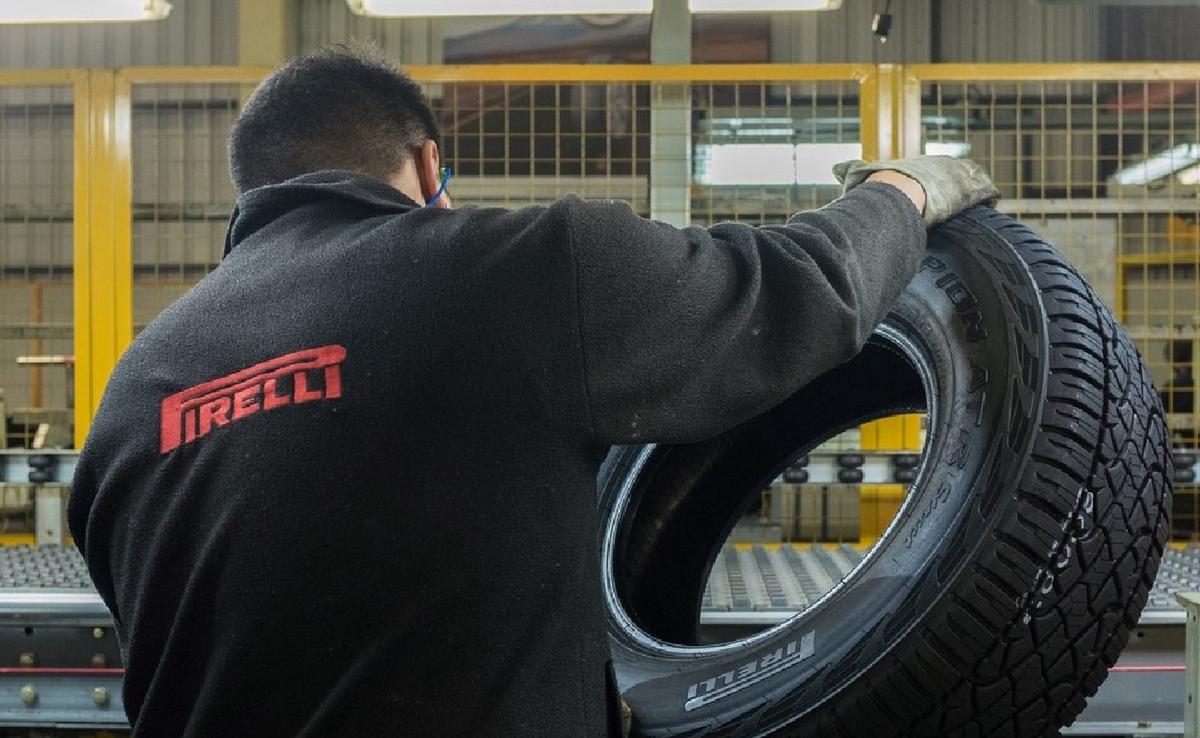 Por la caída de las ventas, Pirelli suspende por dos días su producción. (Bloomberg)