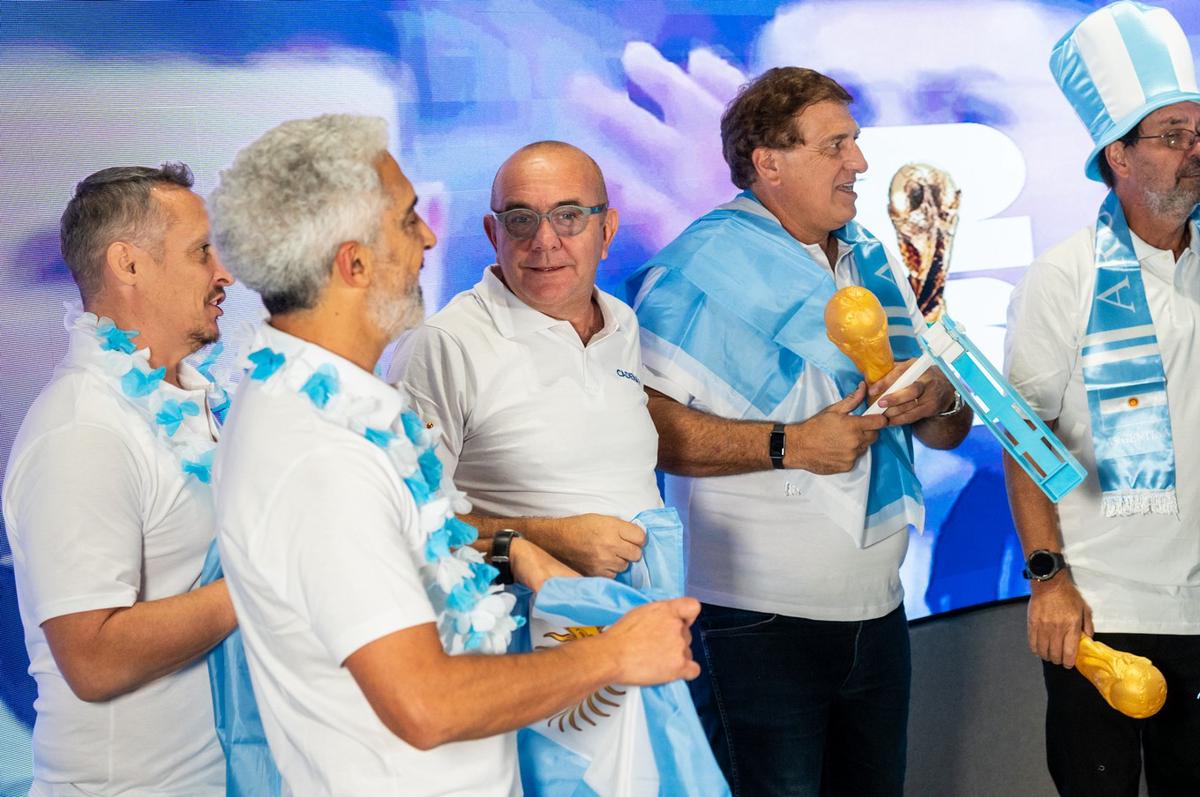 El equipo de Cadena 3 cree en Argentina.