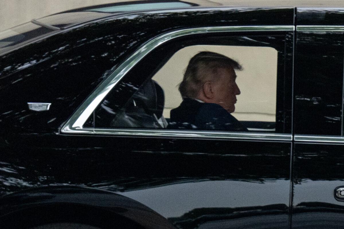 Médico de Trump dice que el presidente está en