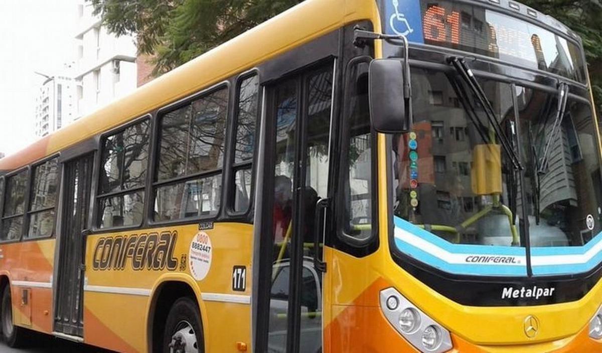 Choferes de UTA Córdoba realizan asambleas y afectan líneas de transporte urbano en la ciudad