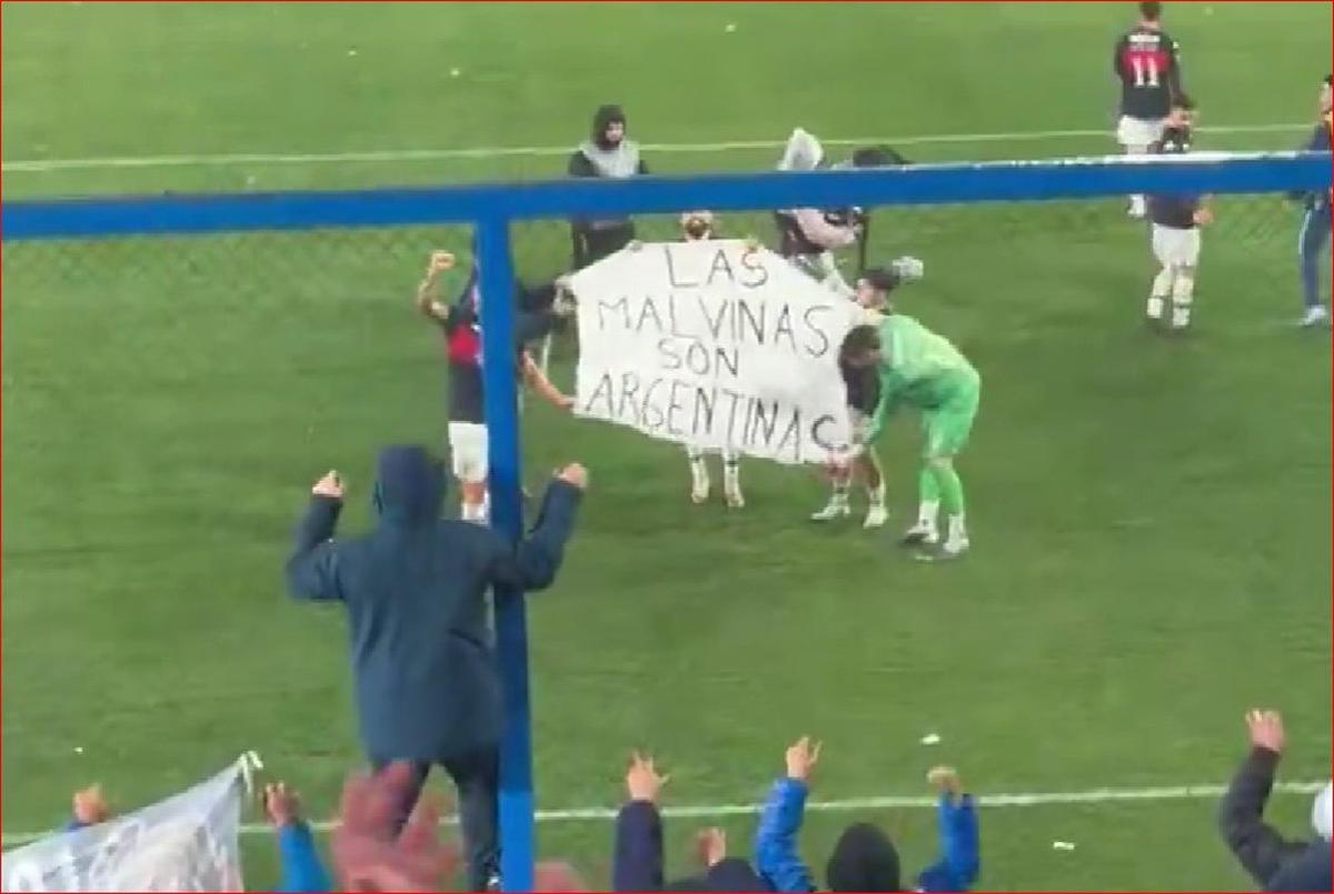 Tigre celebra triunfo ante Nacional con mensaje sobre Malvinas, replicando a la Selección