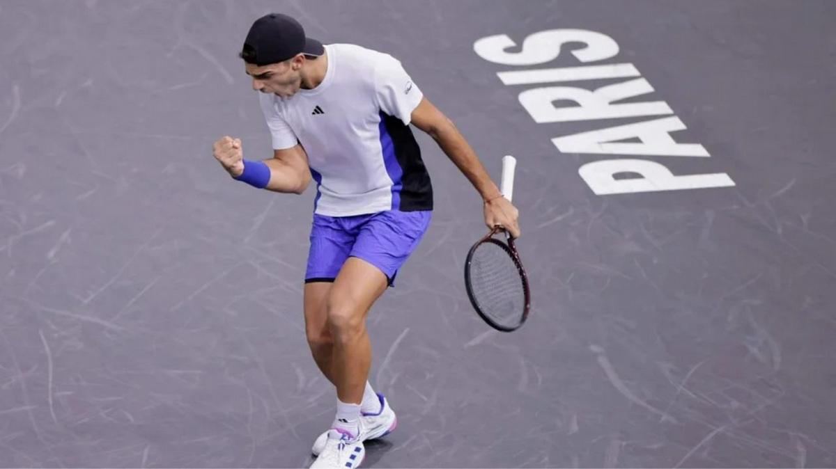 FOTO: Cerúndolo venció a Rublev en París. (Foto:NA)