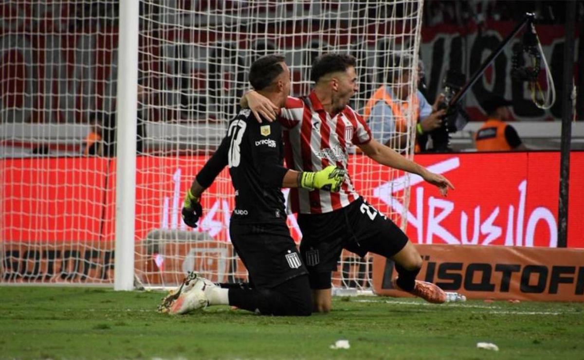 Estudiantes se consagró campeón del fútbol argentino.