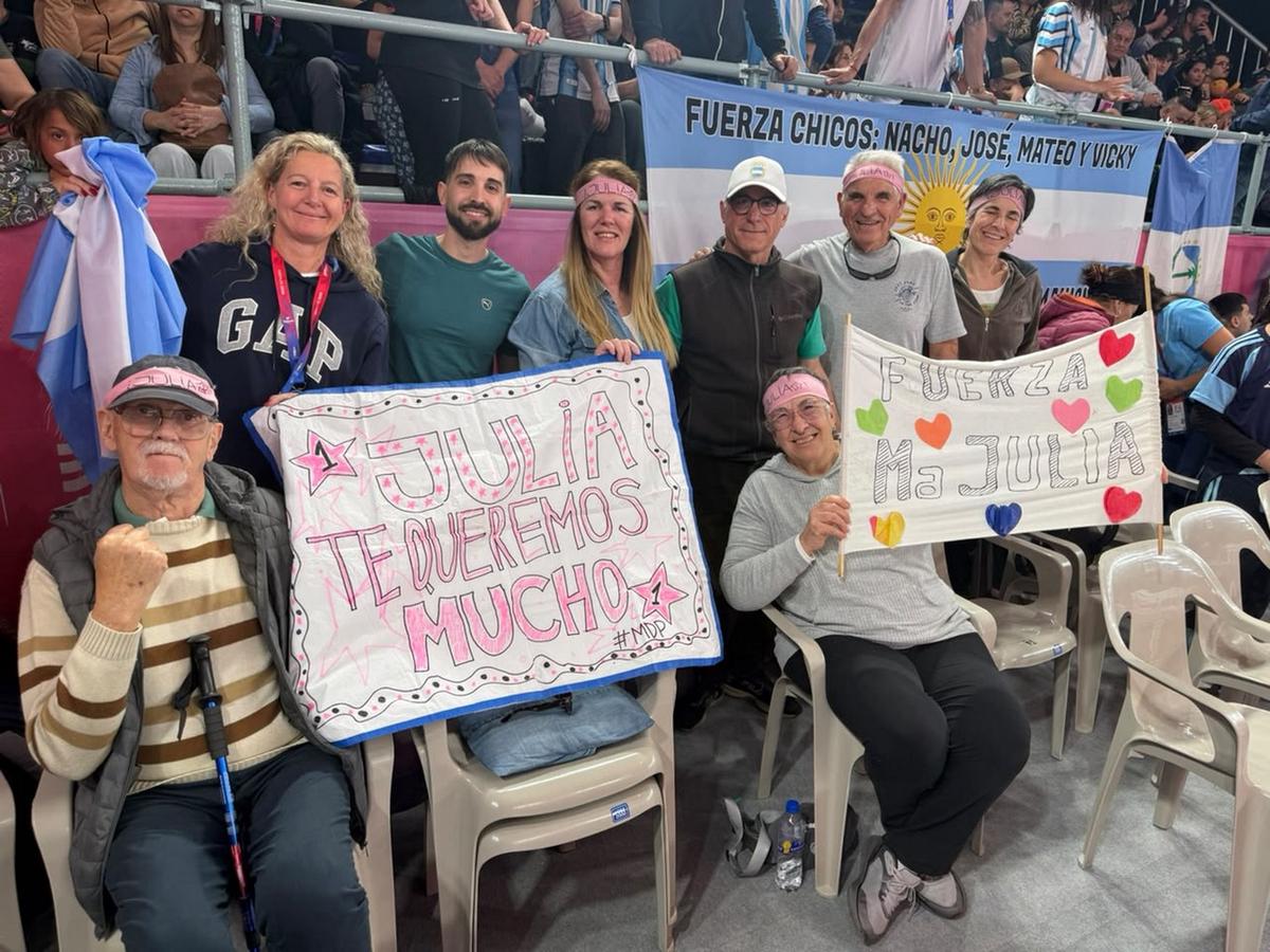 La familia de María Julia Sepúlveda, a pleno para alentarla en los Suramericanos.