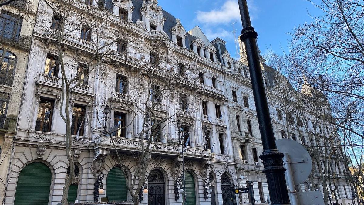 El edificio de La Prensa, una joya arquitectónica de la ciudad.