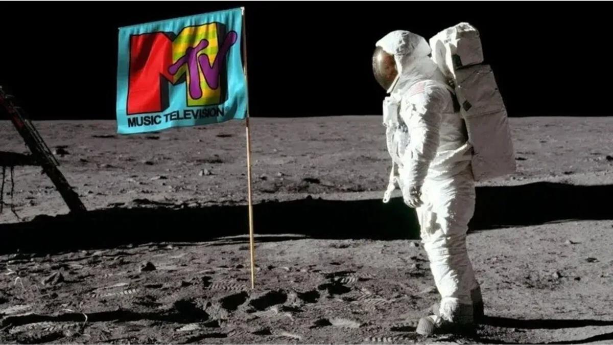 Tras más de 40 años como un emblema de la música, MTV apagó definitivamente su señal televisiva.