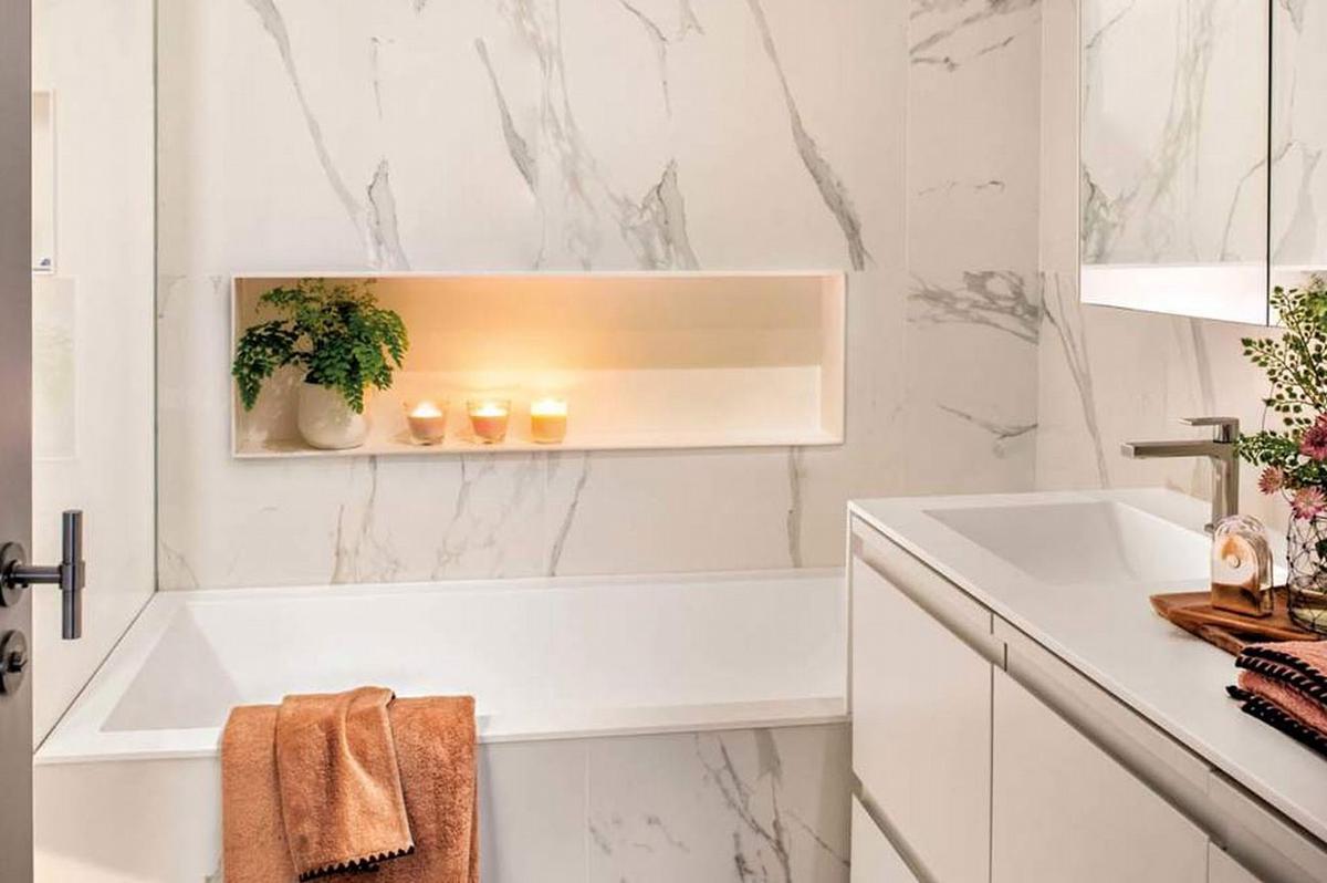 Los materiales con vetas llamativas aportan sofisticación (El Mueble) 