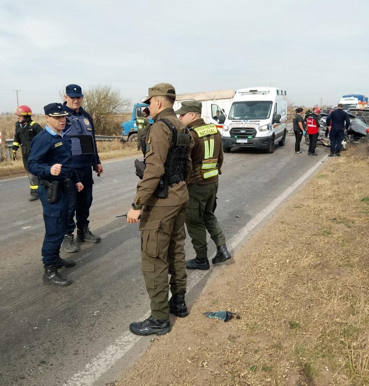 Trágico choque múltiple en la Ruta 35: hay dos muertos y dos heridos.