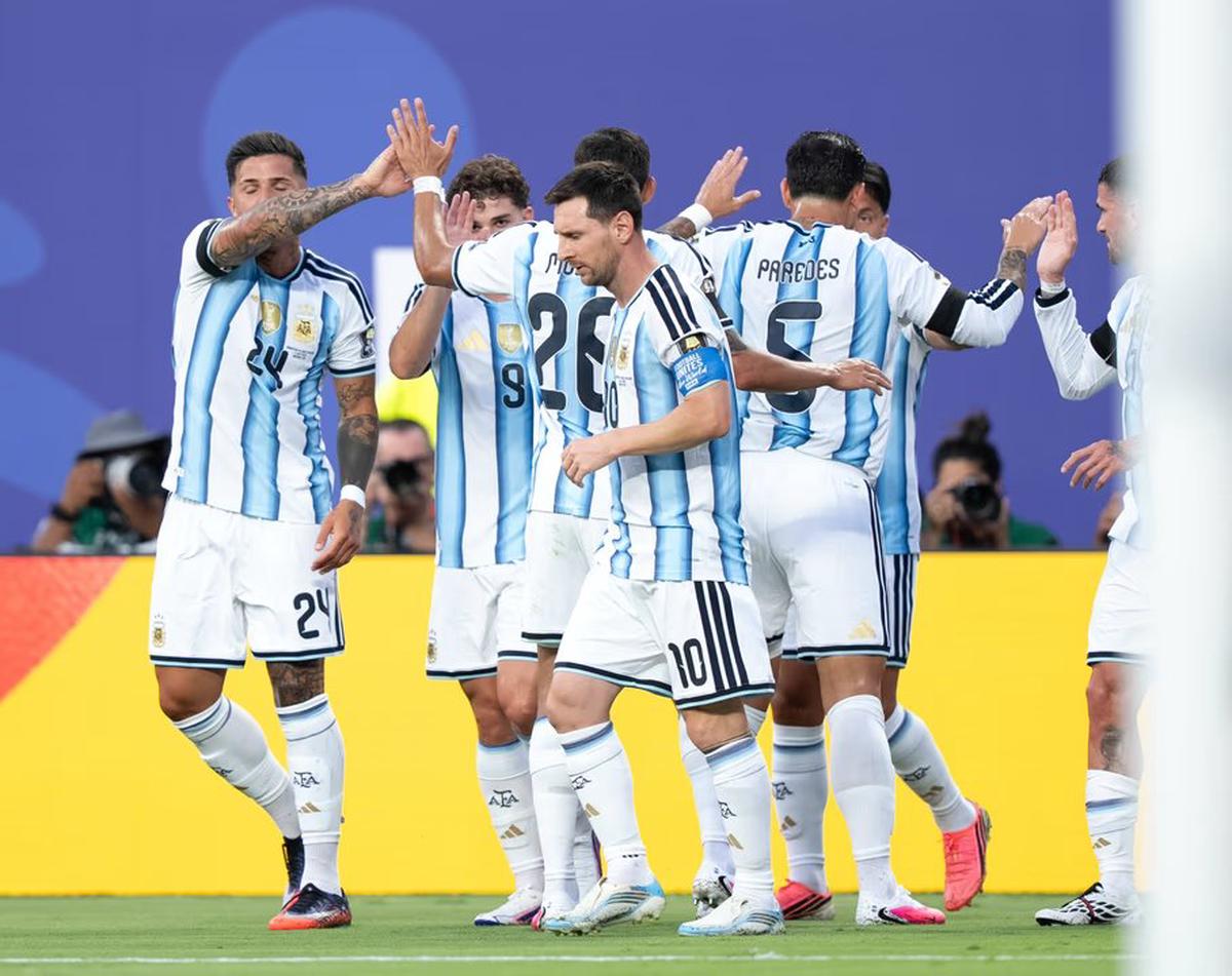La Selección argentina se entrenó por última vez en Kansas y ya piensa en Inglaterra.