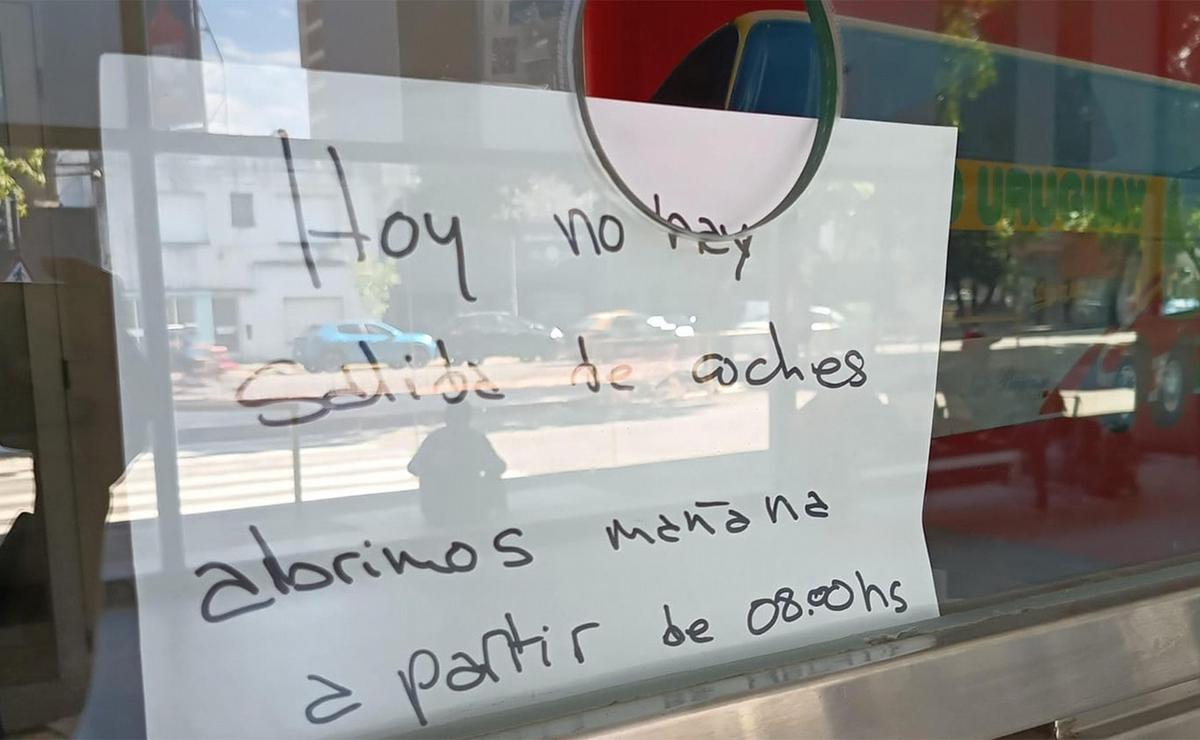 Impacto del paro general de la CGT en la Terminal de Omnibus Rosario.