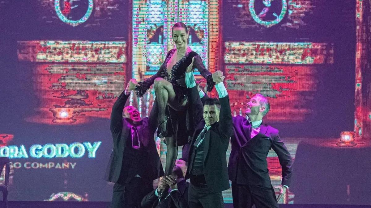 Mora Godoy presenta su innovador espectáculo de tango