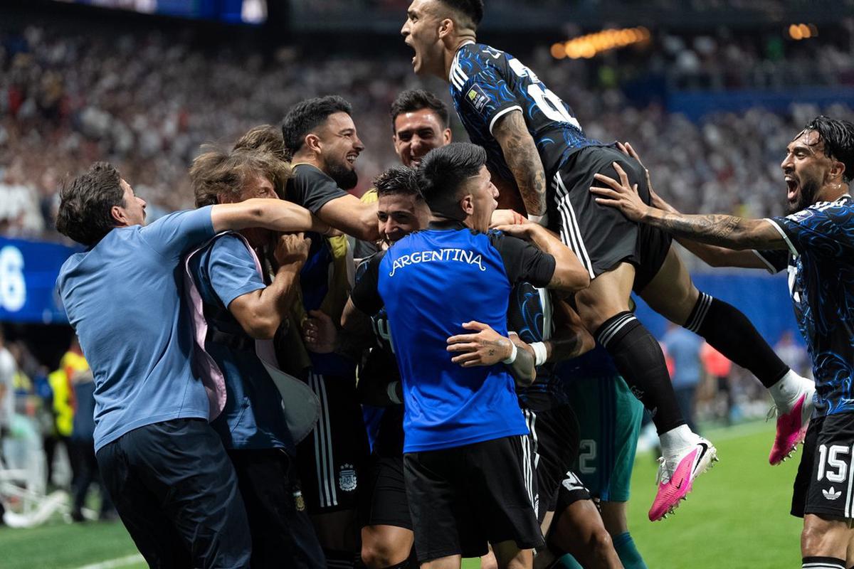 Fotogalería NA de la clasificación de Argentina al final del Mundial 2026
