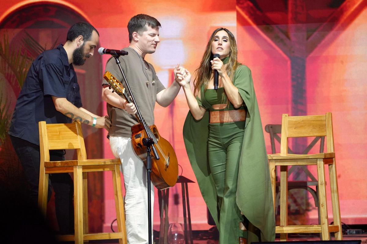 "La Sole" celebró en Cosquín con una hermosa velada (Fotos: Daniel Cáceres/Cadena 3)