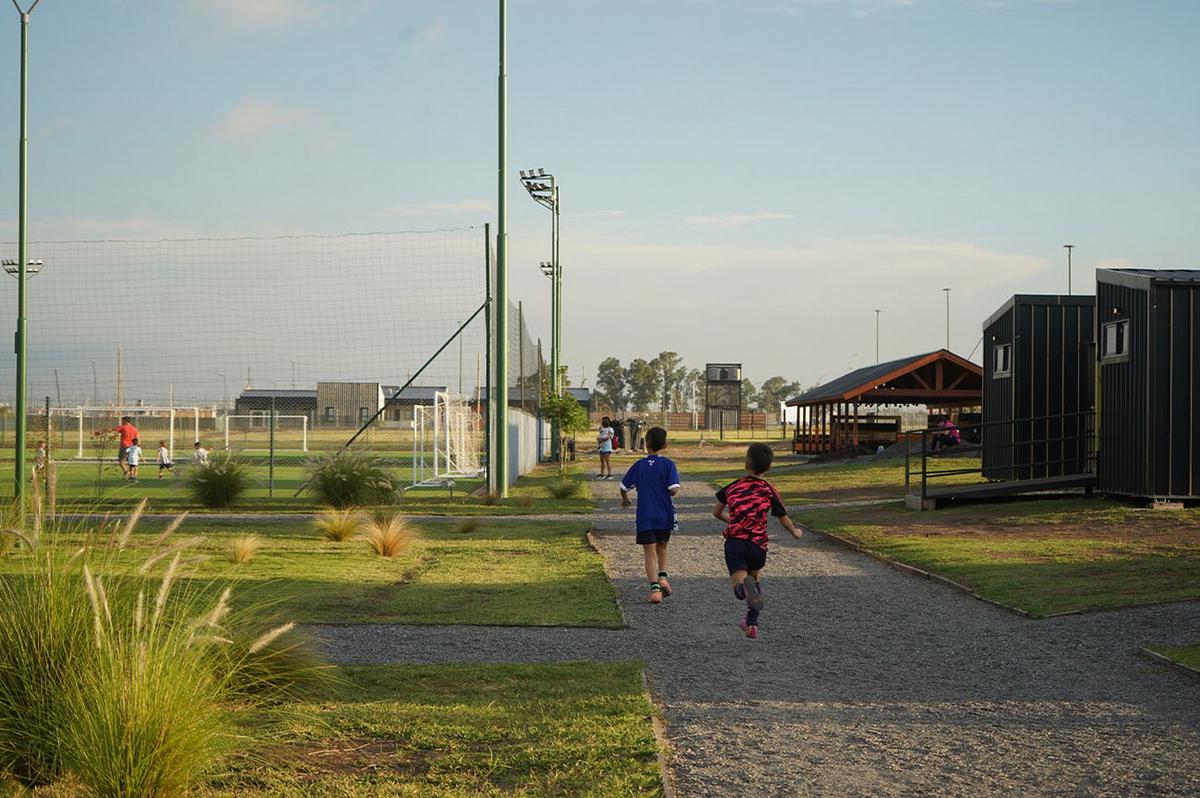 ELCLUB es un punto de encuentro con actividades deportivas, sociales y recreativas.