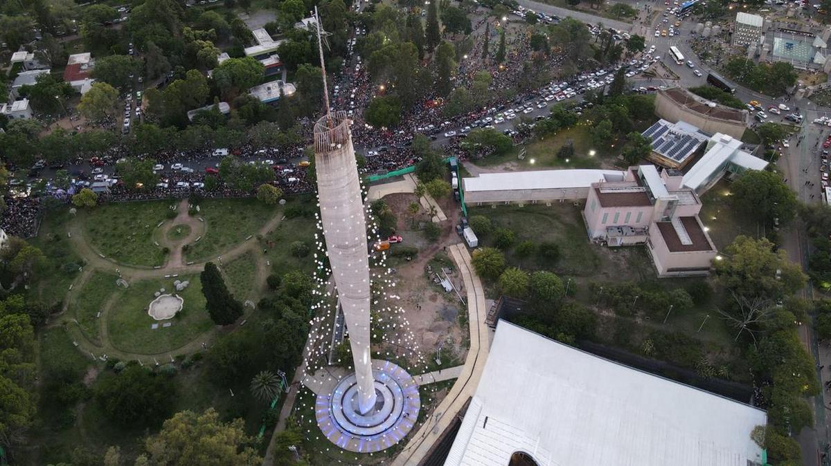 El encendido del Árbol, desde las alturas.