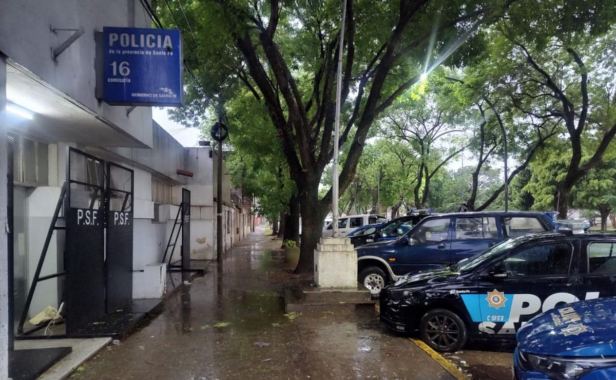 FOTO: La Comisaría 16 de Rosario, ubicada en Ayacucho al 3300.