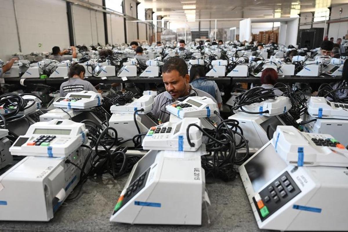 Todo listo para el balotaje en Brasil.