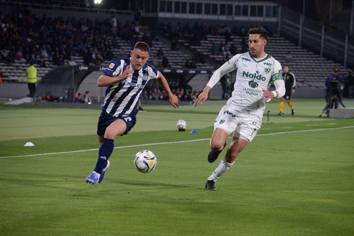 Talleres recibe a Sarmiento en el Kempes. (Foto: Daniel Cáceres/C3)
