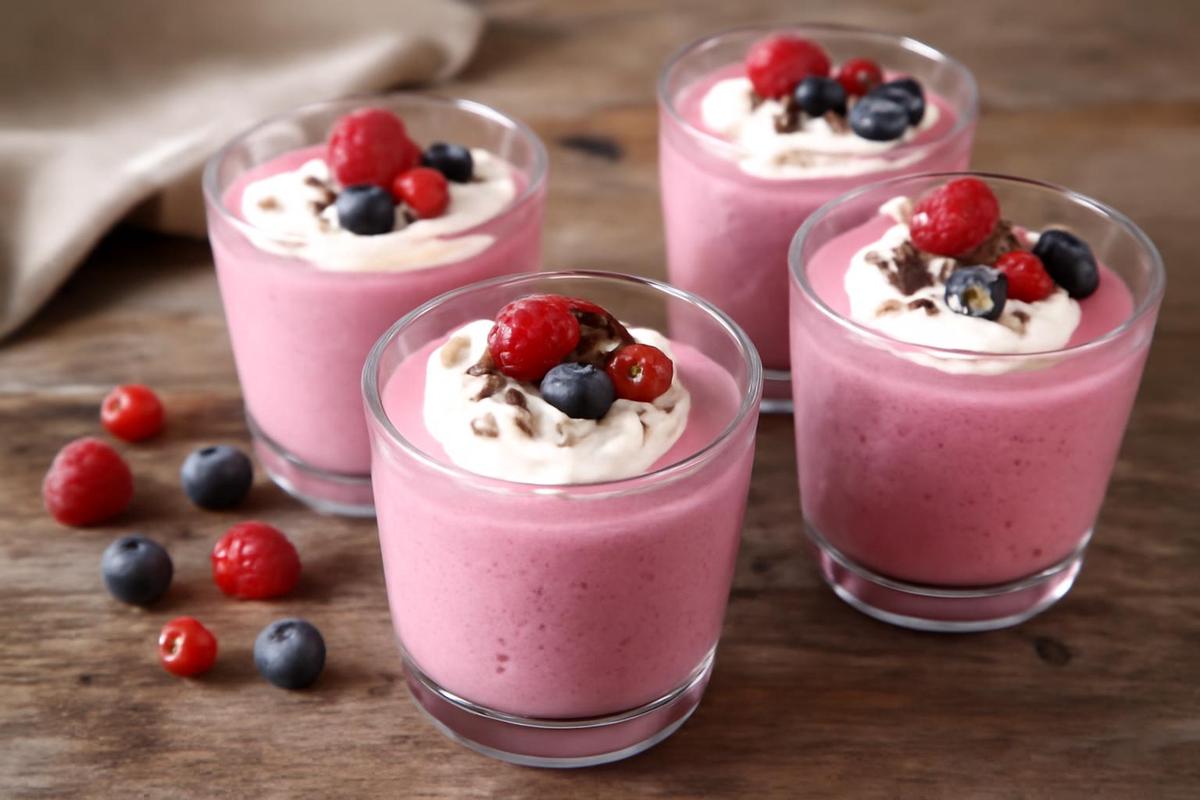 Mousse de frutos rojos: un postre ligero y delicioso