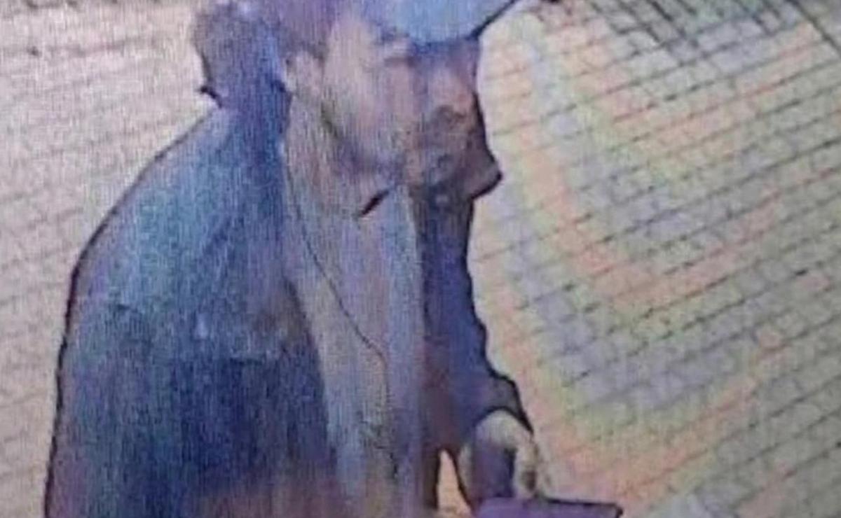 Iván Tabella, captado por las cámaras de seguridad.