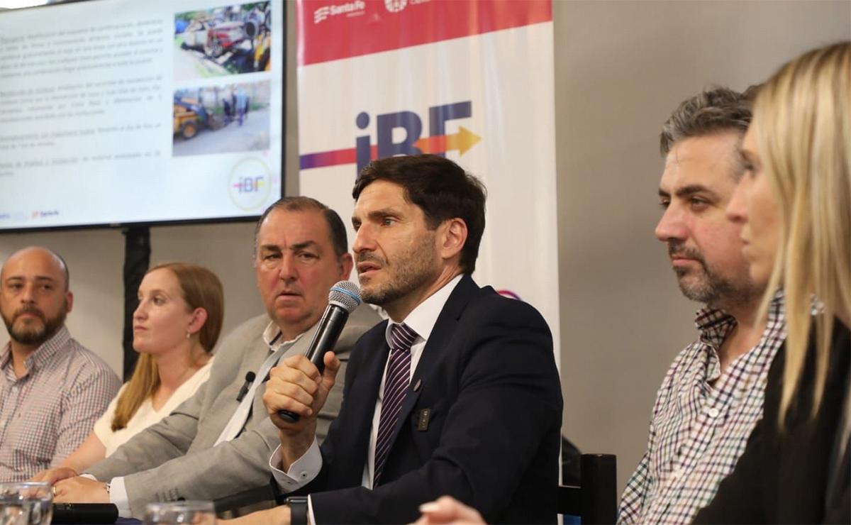 FOTO: Pullaro reunió a su gabinete e insiste en la renovación de la Corte Suprema.