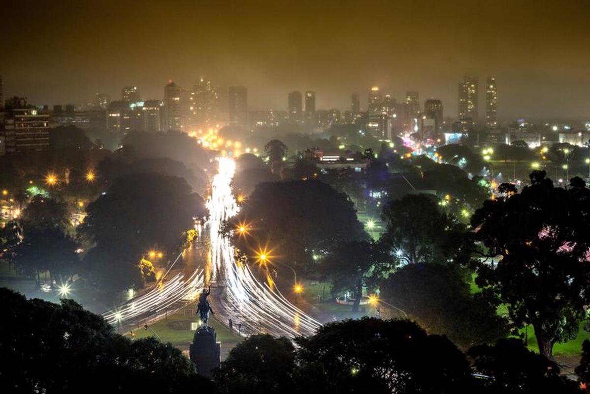 FOTO: La vista nocturna que ofrece el Hotel Esplendor Plaza Francia.