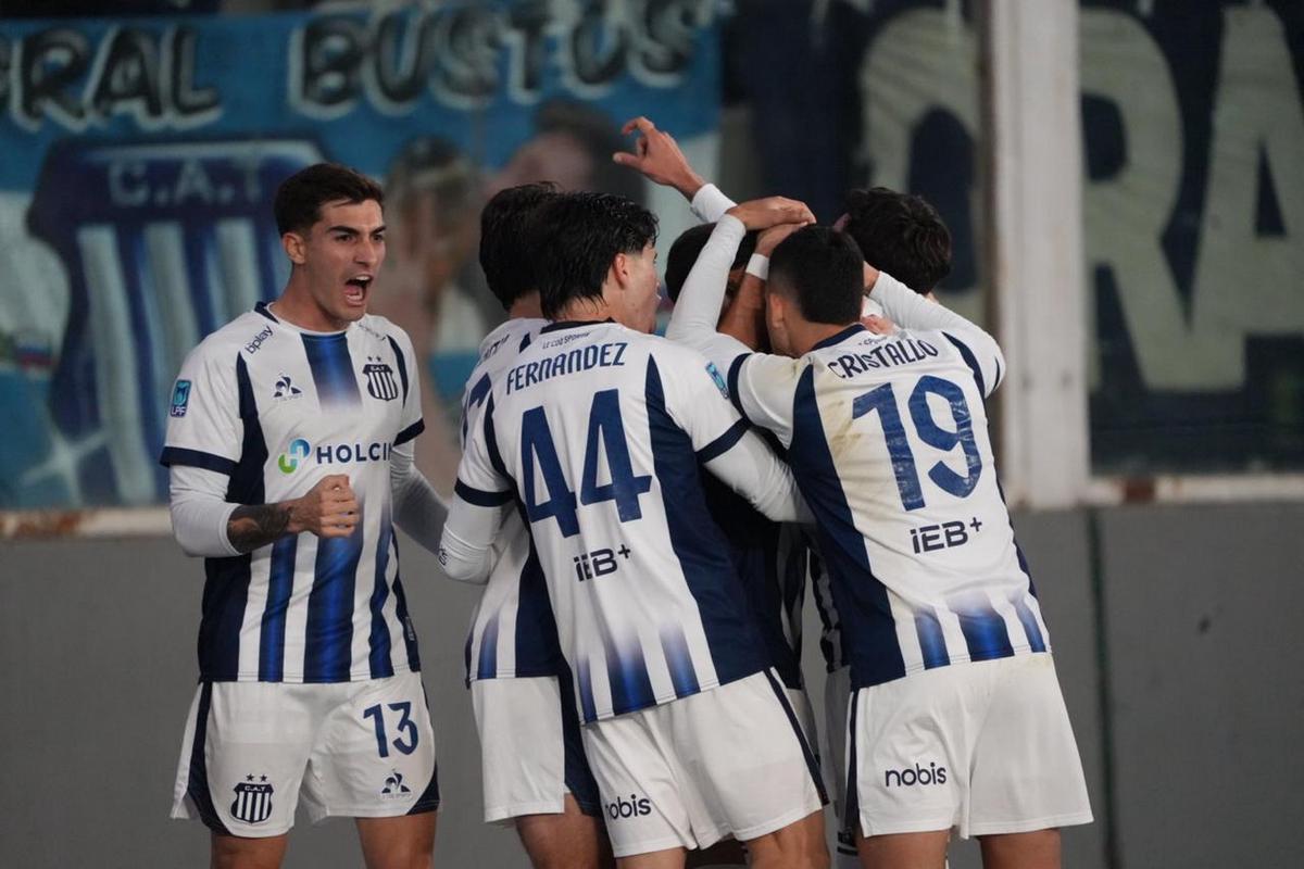 Talleres recibe a Rosario Central en el Kempes. (Foto: Daniel Cáceres/Cadena 3)