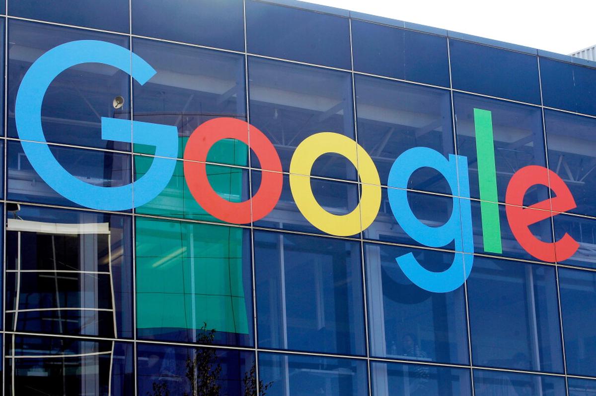 Juez ordena cambios al negocio de anuncios digitales de Google, pero evita su división