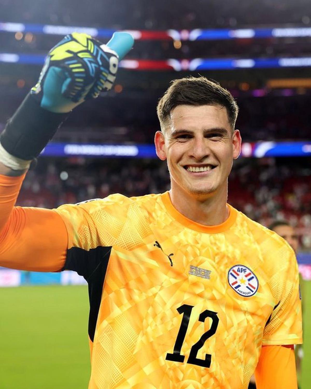 Quién es Orlando Gill, el arquero de San Lorenzo que se convirtió en el héroe de Paraguay ante Alemania.