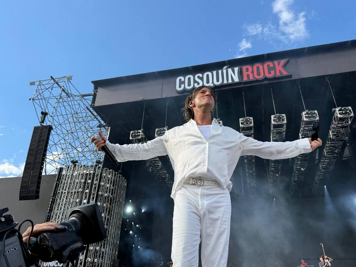 Joaquín Levinton la rompió en el Cosquín Rock 2026. (Foto: Daniel Cáceres)