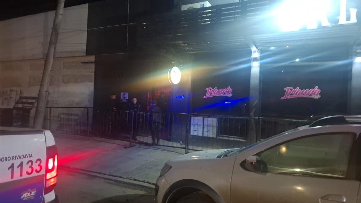 Clausuran bar en Comodoro Rivadavia por permitir el ingreso de menores