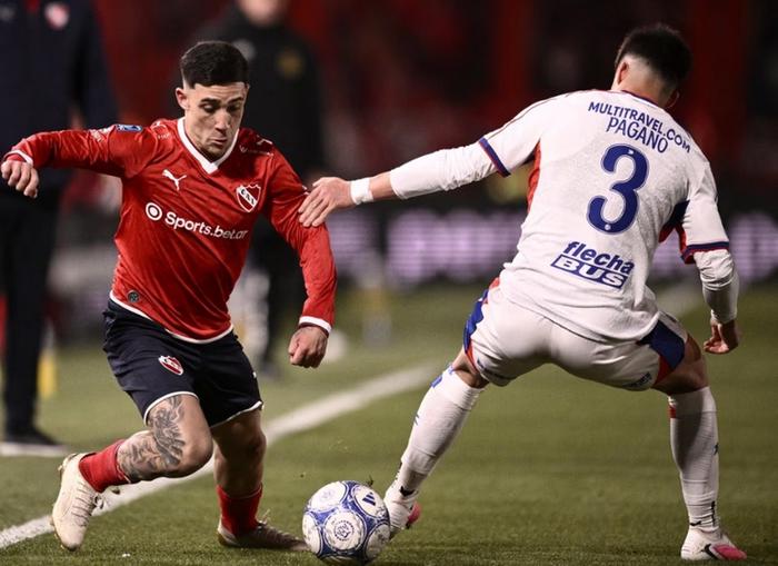 Independiente reaccionó y empata con Instituto en un partido caliente en Avellaneda: seguilo en vivo