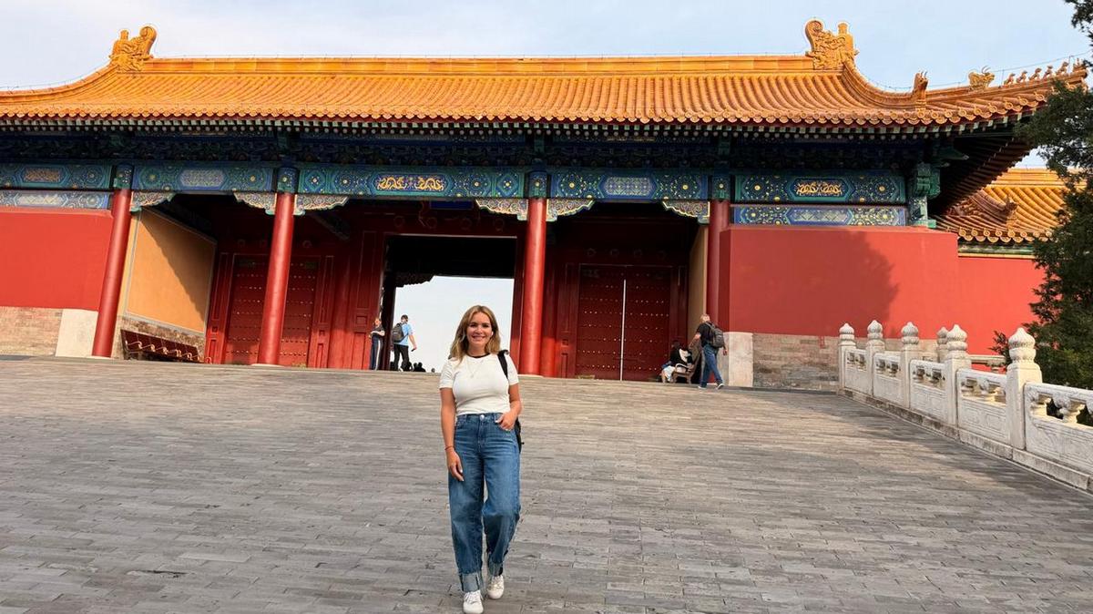 Agustina Vivanco en China.