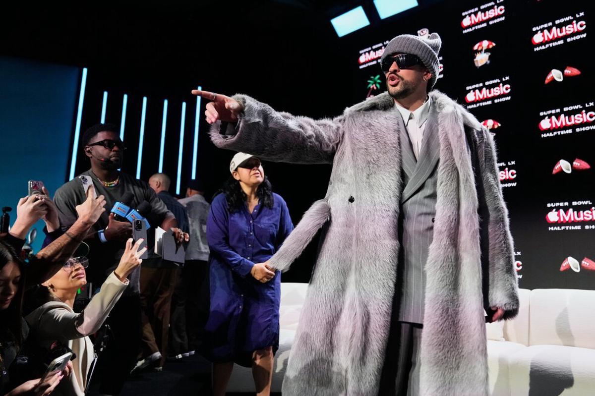 AP Explica: El espectáculo de medio tiempo de Bad Bunny en el Super Bowl