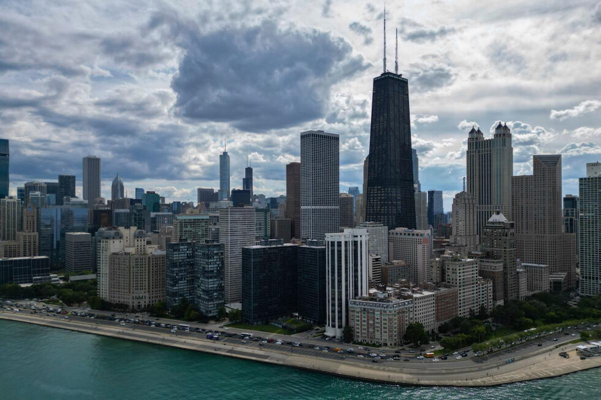 7 muertos y decenas de heridos en varios tiroteos el fin de semana en Chicago