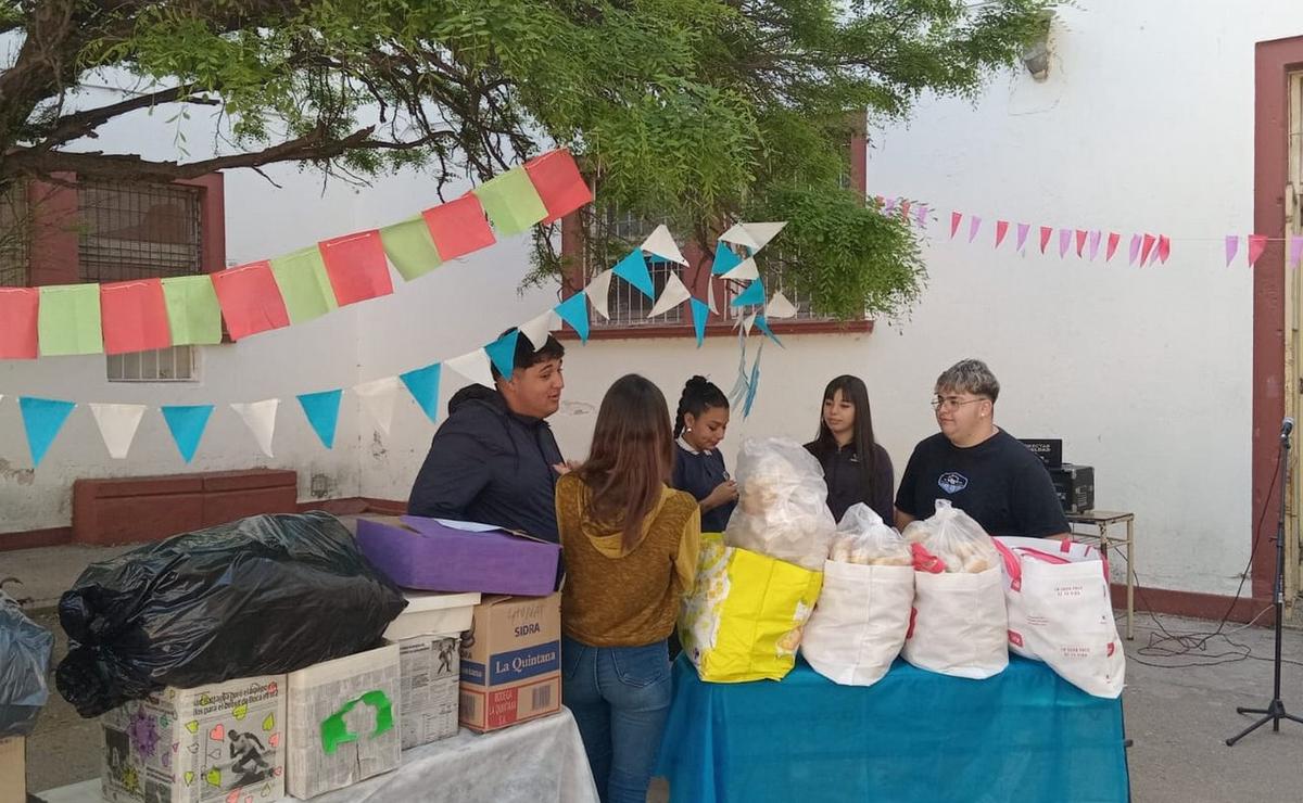 FOTO: Alumnos de Río Cuarto realizan varias actividades solidarias. (Foto: gentileza)