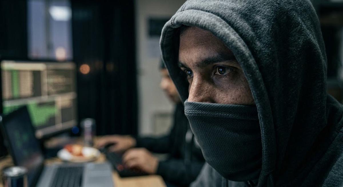 Ciberdelincuentes vacían cuenta tras reclamo virtual y el banco debe indemnizar a la víctima